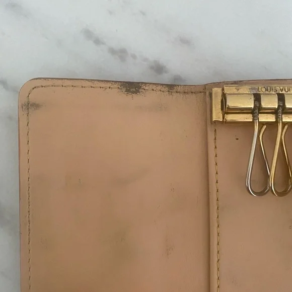 Louis Vuitton Key Holder - Picture 5 of 13